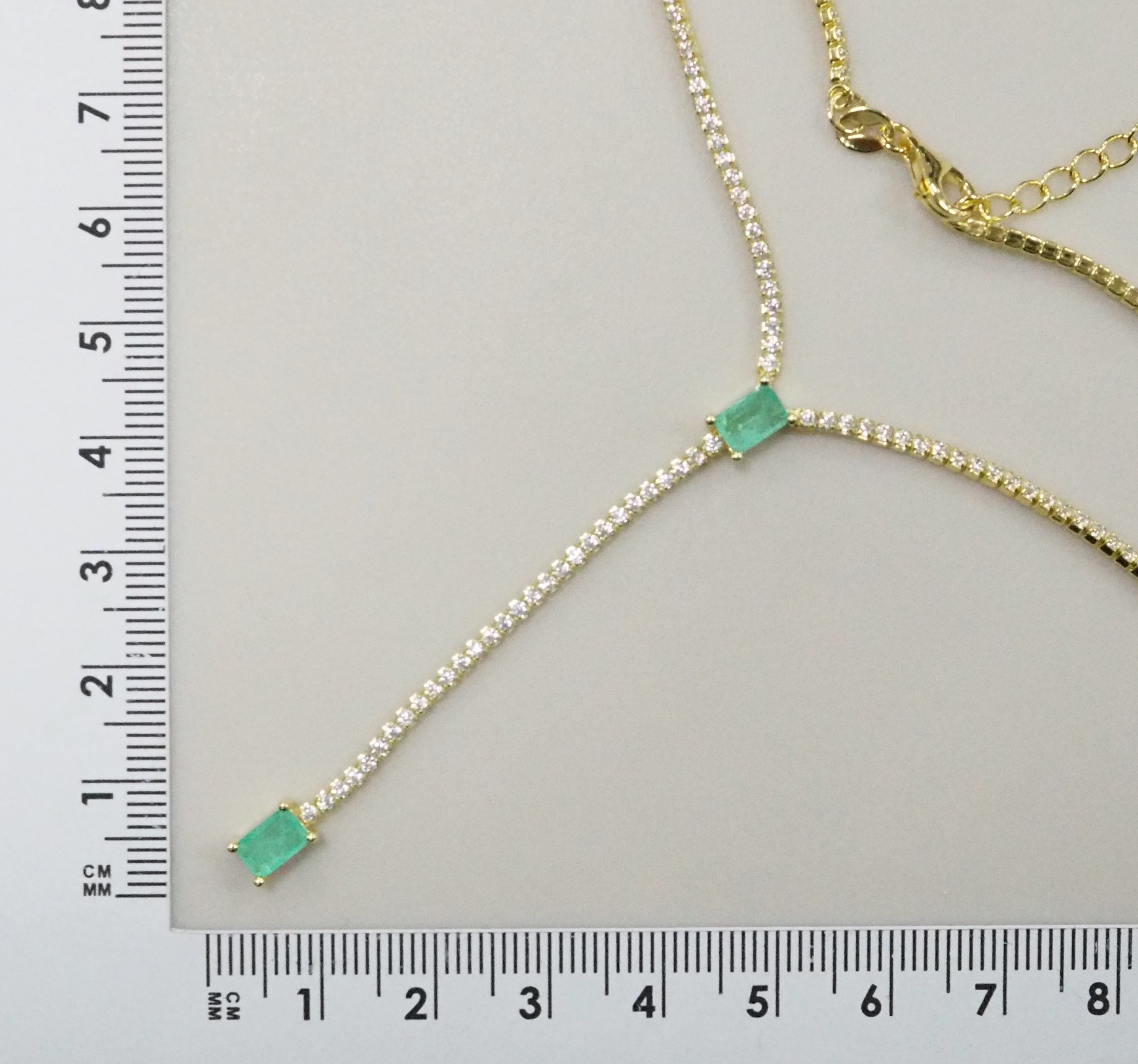 Серебряное колье с кубическим цирконием